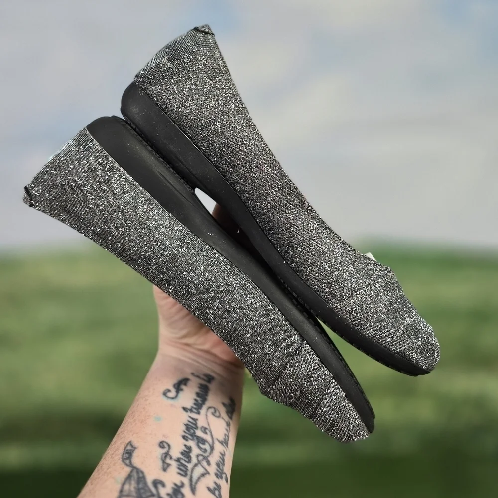 CLIFFS by WHITE MOUNTAIN | Clara METALLIC SHIMMER LOW WEDGE BALLET FLATS